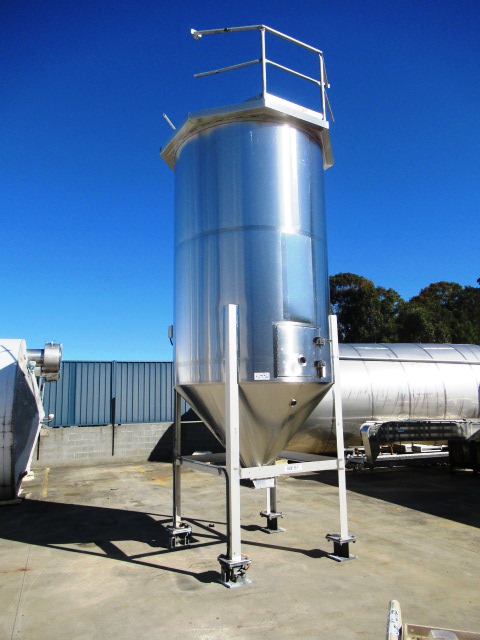 Stainless Steel Silo, 12Cu Mtr, 2000mm Dia x 3150mm H