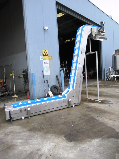 Incline Cleated Belt Conveyor, Contech Engineering, 4600mm L x 380mm W x 3050mm H