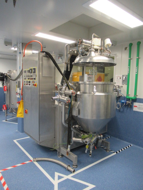 Pharmaceutical Grade Vacuum Mixing Dispersing & Homogenising Machine.