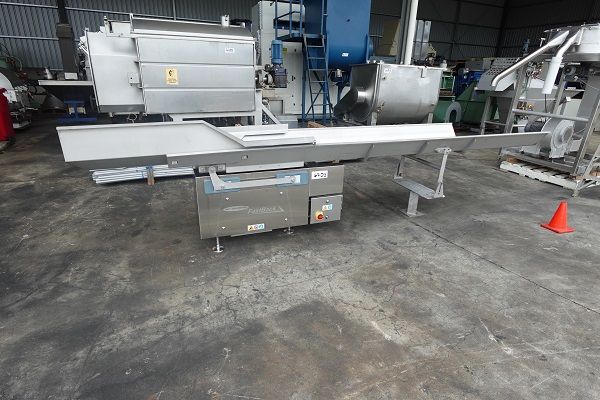 Vibratory Conveyor, Heat & Control, Fastback (CV-FB-260E-G3), 4570mm L x 510mm W x 830mm H