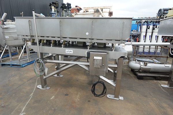Vibratory Conveyor, TNA, VM3, 2470mm L x 1000mm W x 1400mm H