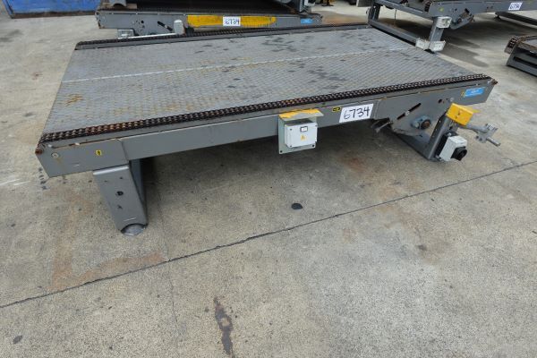 Pallet Chain Conveyor, 2000mm L x 1030mm W x 500mm H