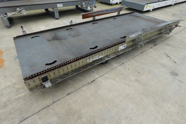 Pallet Chain Conveyor, 3000mm L x 1010mm W x 300mm H