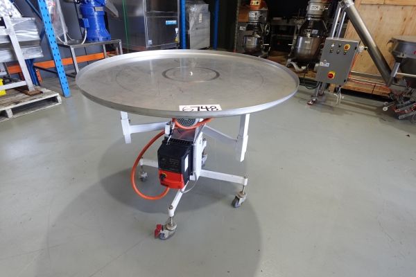 Accumulation Table, ADM, 1130mm Dia x 930mm H