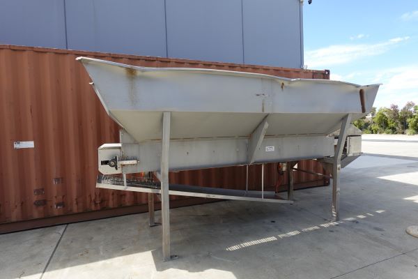 Chain Conveyor, 290mm W x 4150mm L x 1230mm H