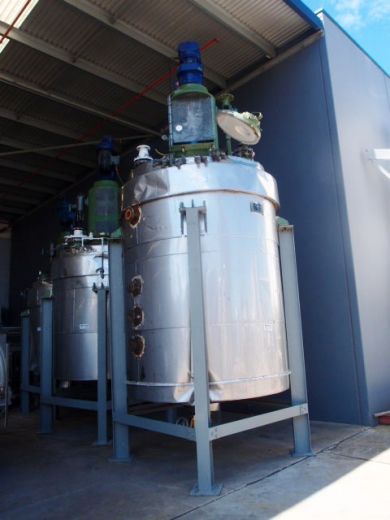Glass Lined Jacketed Mixing Batch Reactor, Capacity: 6,300Lt