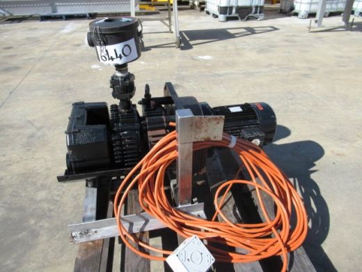 Oil Sealed Rotary Vacuum Pump, Busch, MK41142AV, IN: 32mm Dia, OUT: 32mm Dia, 140m3/hr