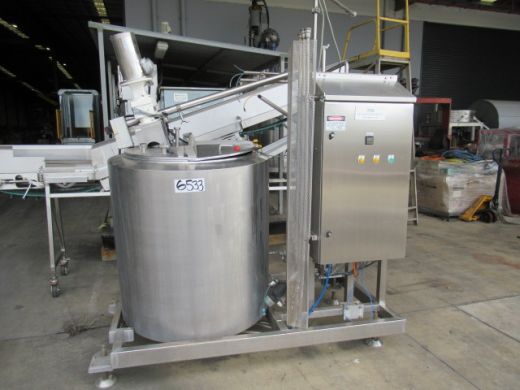 Stainless Steel Jacketed Mixing Tank, Capacity: 500Lt