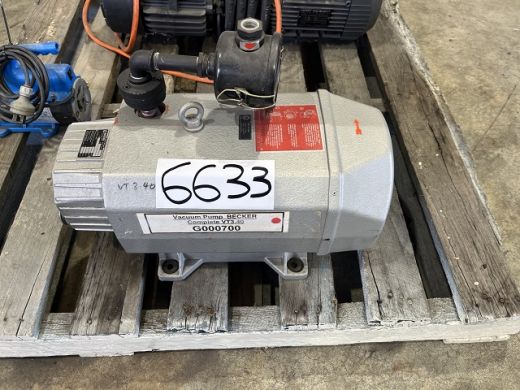 Vacuum Pump, Becker, VT3-40, IN/OUT: 20mm Dia