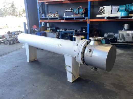 Shell & Tube Heat Exchanger, Metropolitan Fab & Eng, 32-406, 400mm Dia x 2800mm L