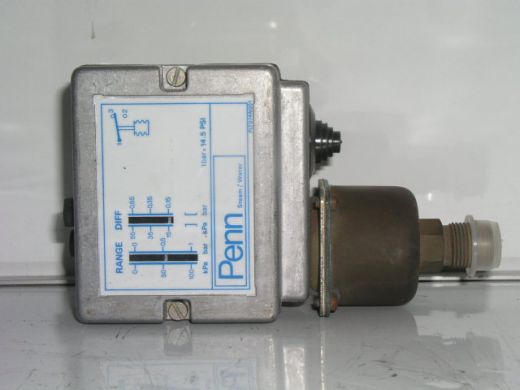Pressure Switch, Penn, PLTO 74N001